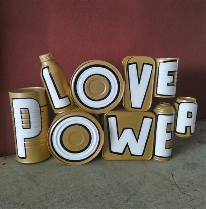 null ME LATA
Love power
Cans collées et peintes à l'aérosol
55x31x16cm
En collaboration...