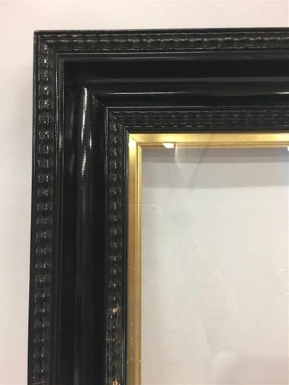 null Cadre en bois noirci
Dimension intérieure : 36.5 x 29 cm