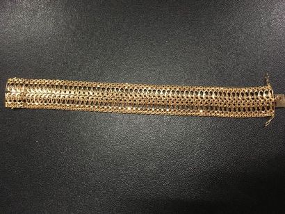null Bracelet en or jaune (750) 18K
Poids : 45 g AIGLE
Longueur : 19.5 cm et largeur...