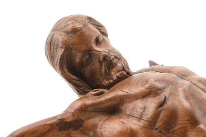 null Christ en chêne sculpté
18ème siècle
H : 73 - L : 61 cm