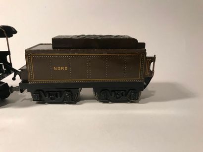 null JEP. Locomotive « Flèche d’or ».

Marron avec tender. Échelle 0. B.E.