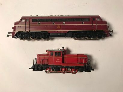 MÄRKLIN. 2 Locomotives Diesel / 3.

Échelle...