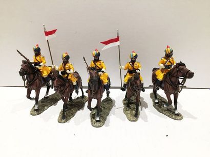 null King & Country - Colonies Britanniques / 3. 

5 cavaliers du Skinner Horse régiment...