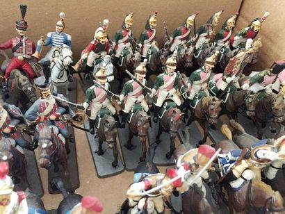 null Mokarex - Cavalerie 1er Empire. 

Bonne peinture d’amateur + 70 cavaliers.

T.B.E....