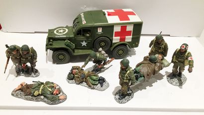 null KING & COUNTRY - World War II - USA - The Ardennes - Dodge ambulance and 9 soldiers....