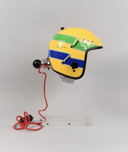 null Helmet of Ayrton Senna. Replica 1/1 of the Bell brand. Lamp mounting on plexiglass...