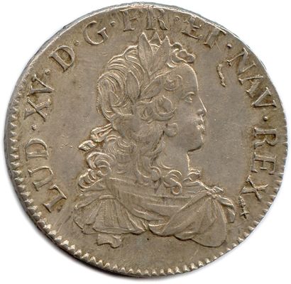 LOUIS XV 1715-1774 
Buste jeune lauré et...