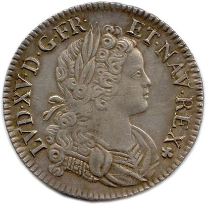 LOUIS XV 1715-1774 
Buste du roi lauré et...