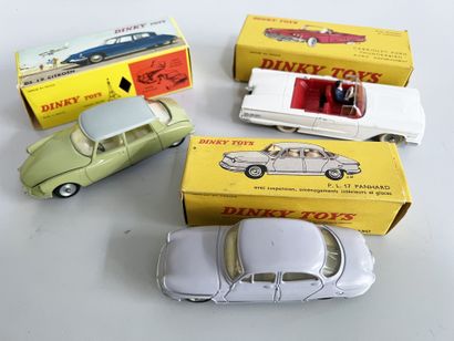 null Dinky Toys. 3 voitures en boites. Citroën DS19 tilleul réf. 530, Panhard P.L....