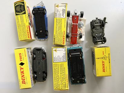 null Dinky Toys. 5 voitures en boites. Coach Panhard 24 C réf. 524, Ferrari F1 Réf....