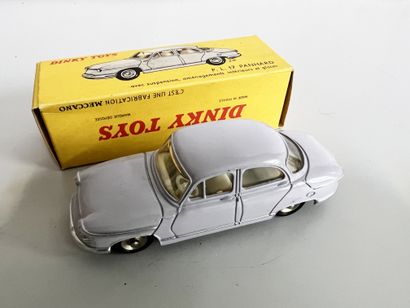 null Dinky Toys. PANHARD P.L. 17 1959 light purple / 1. ref. 547. New in box.