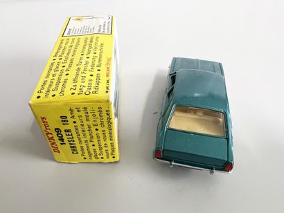 null Dinky Toys. CHRYSLER 180 Sedan blue-green metal / 1. Ref. 1409. With accessories....