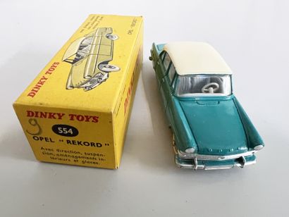 null Dinky Toys. OPEL REKORD 1960 turquoise, ivory roof. Ref. 554. Flats on the tires,...