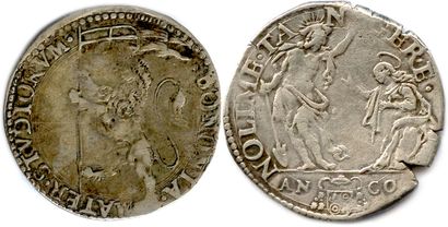 null ITALIE - VATICAN 

Deux monnaies d'argent : 

Blanc de Bologne de Pie V (1556-1527)...