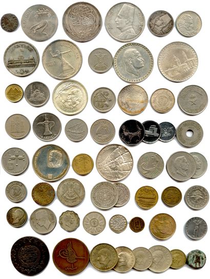 null MIDDLE EAST 

Lot of 57 coins in various metals: 

Egypt, Yemen, Palestine,...