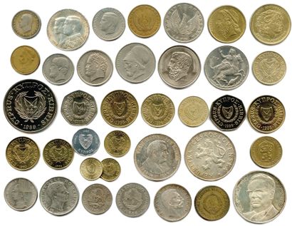 null Lot de 84 pièces modernes en argent et autres métaux : Autriche, Grèce, Chypre,...