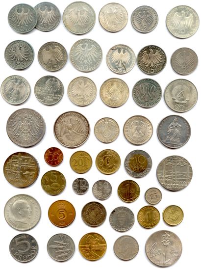 null Lot de 61 pièces modernes en argent, nickel, cupro-nickel et autres métaux des...