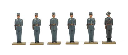 null J-P. FEIGLY. Suisse. Époque moderne. Gendarmerie vaudoise (vers 1980). 5 gendarmes...