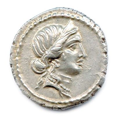 null JULES CÉSAR Gaius Julius Caesar 49 - ? 44 Tête diadémée de Vénus à droite. R/....