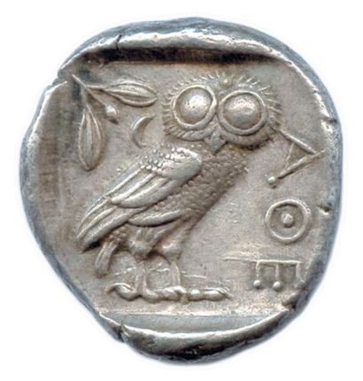 null ATTIQUE - ATHÈNES Époque de Marathon 480-449 Tête de la déesse Athéna à droite,...