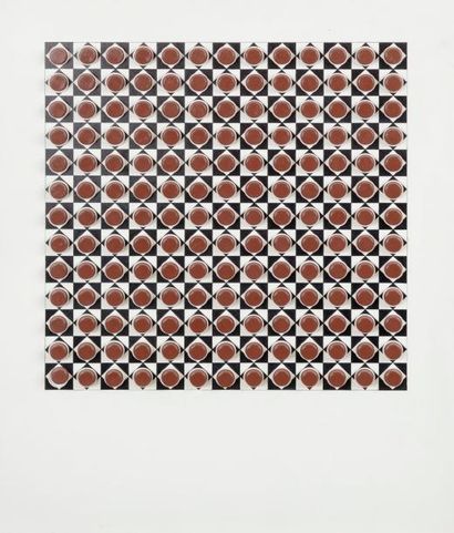 null Lucienne LHERM (1924-2003).

Composition capsules brunes et blanches sur carrés...