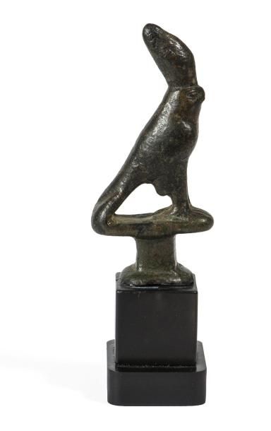 Statuette de faucon Horus.

Bronze à patine...