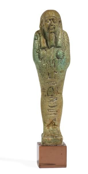 Oushebti momiforme portant une colonne inscrite...