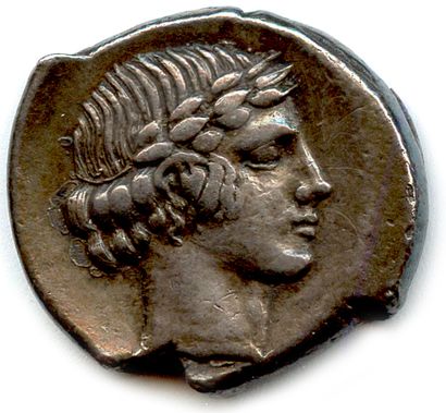 SICILE - CATANE 461-413

Tête laurée d’Apollon,...