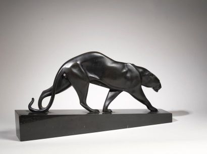 Maurice PROST Maurice PROST (1894-1967) - Walking panther - Bronze with black patina...