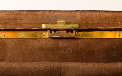 HERMES HERMES, Paris - 24 fbg st Haonore - Pullman bag in brown crocodile - Lining...