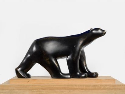 François Pompon François POMPON (1874-1931) - White bear, 1927 - Bronze with black...