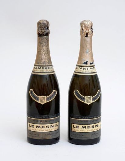 LE MESNIL CHAMPAGNE 2 bouteilles CHAMPAGNE LE MESNIL 1949 Blanc de blancs (niveaux...