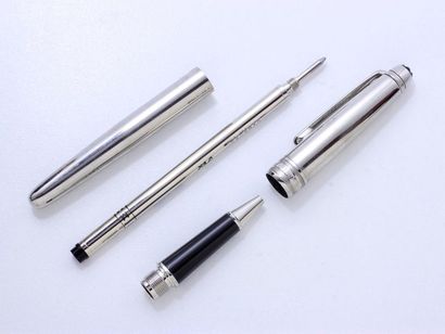 MONTBLANC MONTBLANC ''MEISTERSTÜCK''.

Rollerball pen, body and cap in silver plated...