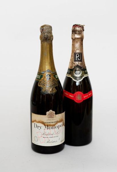 PERRIER JOUET - HEIDSIECK 2 bouteilles : 1 CHAMPAGNE PERRIER-JOUET 1961 Vintage brut,...