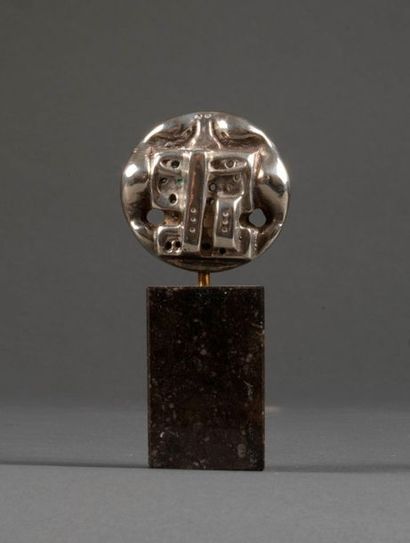 Etienne MARTIN ETIENNE MARTIN (1913-1995) - Small mirror house - Silver plated bronze...
