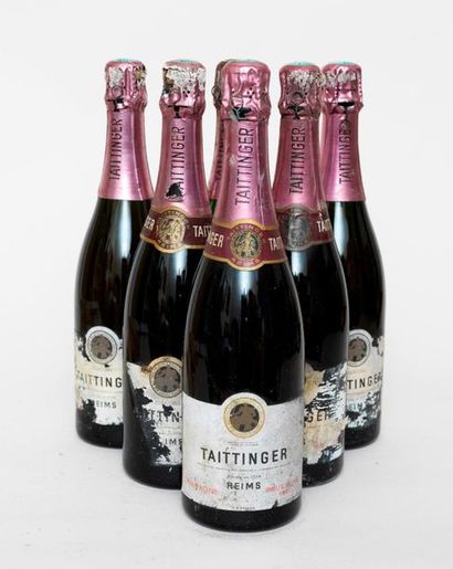 Taittinger 6 bouteillles CHAMPAGNE TAITTINGER 1961 Brut rosé (niveaux estimés bons...