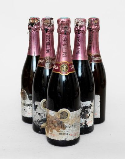 Taittinger 6 bottles CHAMPAGNE TAITTINGER 1961 Brut rosé (estimated good levels:...