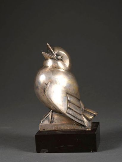 J. MARTEL J. MARTEL (1896-1966) - Bronze with silver patina on black marble base,...