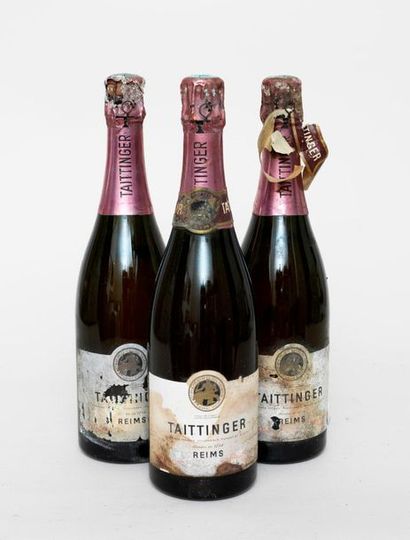 Taittinger 3 bouteillles CHAMPAGNE TAITTINGER 1961 Brut rosé (niveaux estimés bons...
