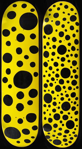 Yayoi KUSAMA Yayoi KUSAMA- Black Dots (Diptyque set of 2), 2018 - Sérigraphie sur...