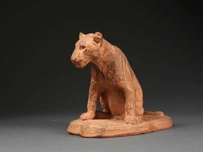Roger GODCHAUX Roger GODCHAUX ( 1878 / 1958 ) - Lion cub sitting.terracotta signed...