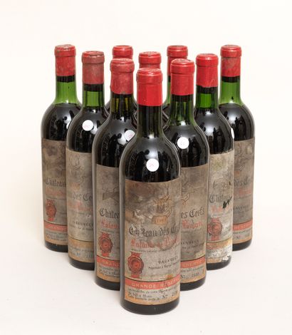 Château des Cerfs 10 bouteilles CHÂTEAU DES CERFS 1964 Lalande Pomerol (niveaux léger...