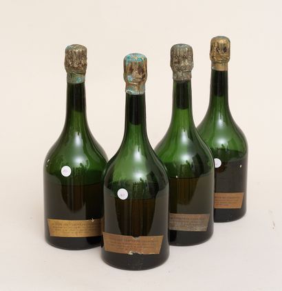 Champagne 4 bouteillles CHAMPAGNE TAITTINGER (estimé entre 1961 et 1970) Comte de...