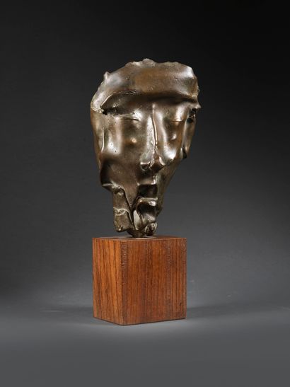 Gualtiero BUSATO Gualtiero BUSATO (Né en 1941) - Premier "masque prophétique".Bronze...