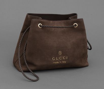 Gucci GUCCI - Cabas porté épaule de forme trapézoïdale en veau grainé à effet nubucké...