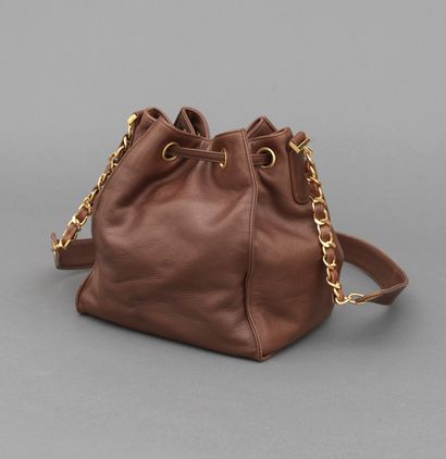 Chanel CHANEL - Brown lambskin purse - Gold metal and brown leather chain shoulder...