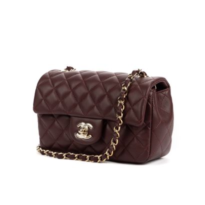Chanel CHANEL - Small classic bag in burgundy quilted lambskin - Inside in burgundy...