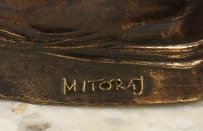 Igor Mitoraj Igor MITORAJ (1944-2014) - Petite cuirasse - Bronze à patine brune,...