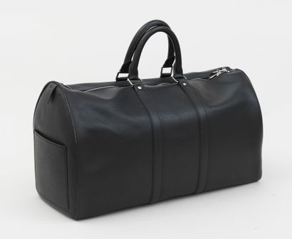 Louis Vuitton LOUIS VUITTON - Sac Keepall 50 en cuir épi noir - Doublé en tissu -...