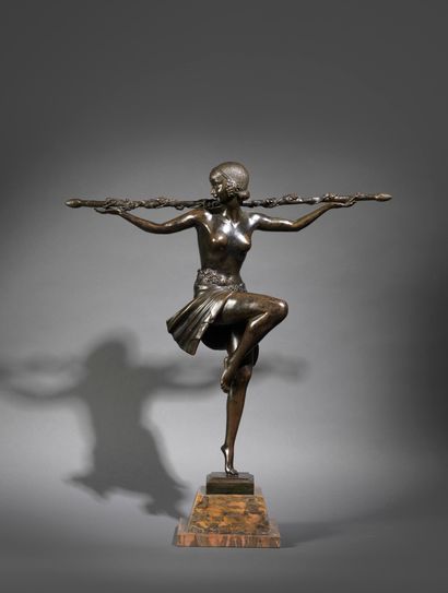 Pierre LE FAGUAYS Pierre LE FAGUAYS (1892 - 1962) - Danseuse au Thyrse - Bronze -...